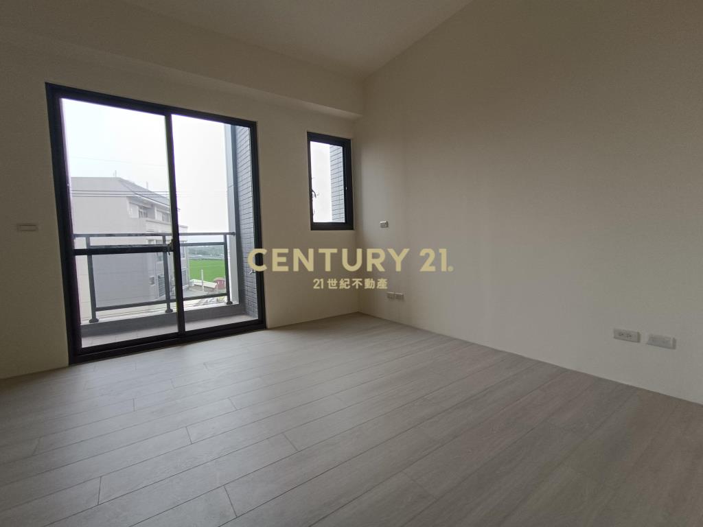 獨家烏日全新溪南臨路別墅