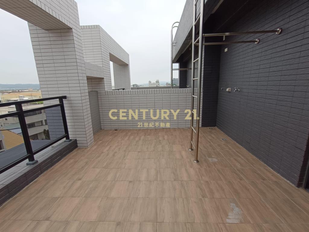 獨家烏日全新溪南臨路別墅