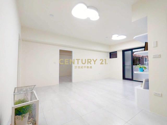 大雅精緻裝潢三房+車位