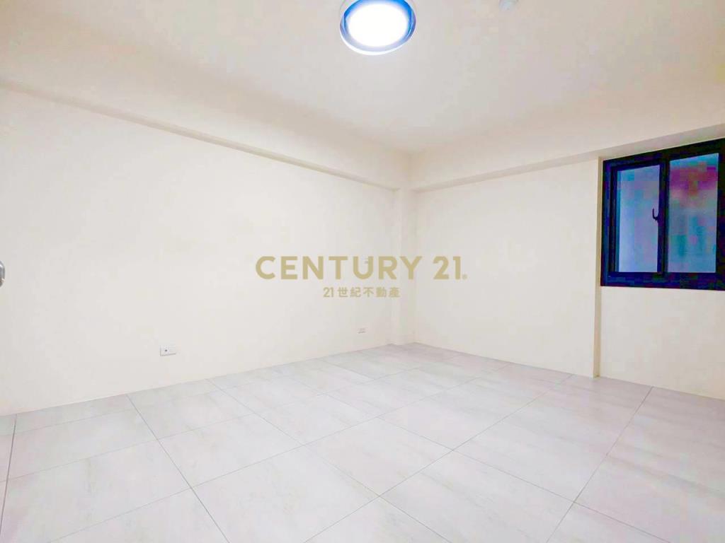 大雅精緻裝潢三房+車位