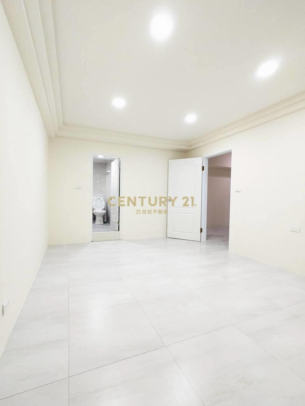 大雅精緻裝潢三房+車位