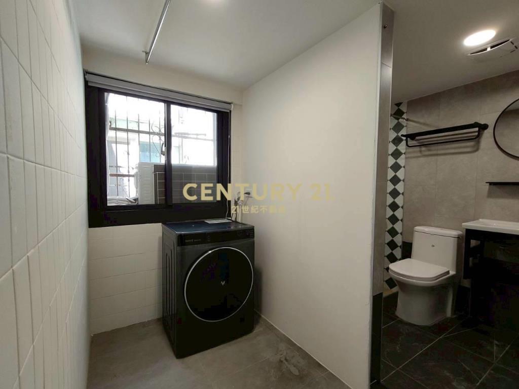 精明商圈精華段全新收租五套房