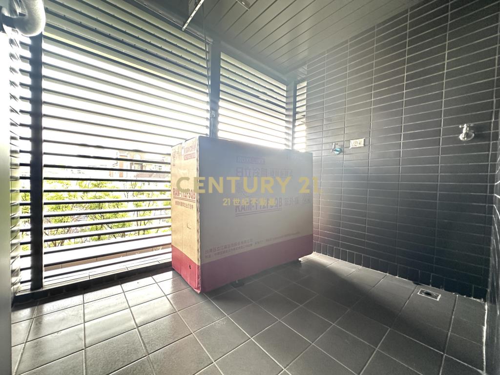 獨家🔥市政1號院✨住商兩用採光露台戶！