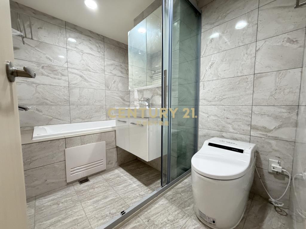 獨家❤️美裝潢『市政1號院』兩房車位最俗