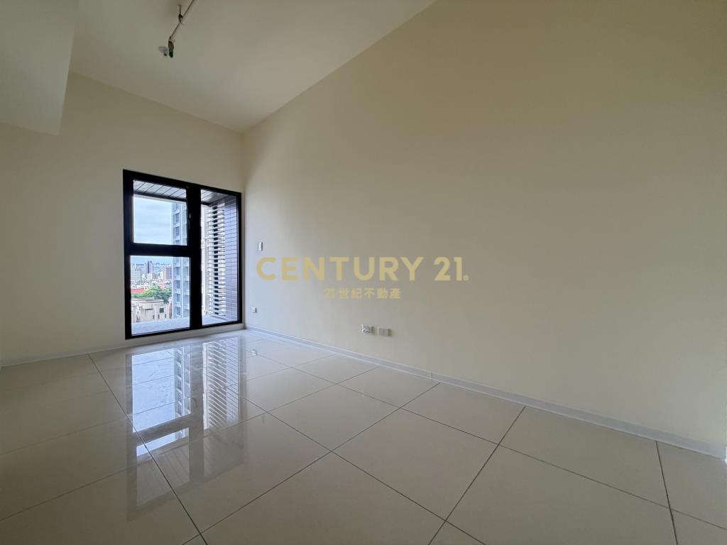 獨家❤️美裝潢『市政1號院』兩房車位最俗