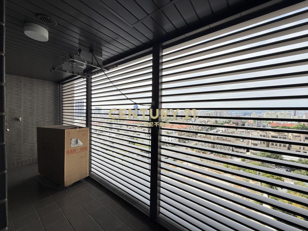 獨家❤️美裝潢『市政1號院』兩房車位最俗