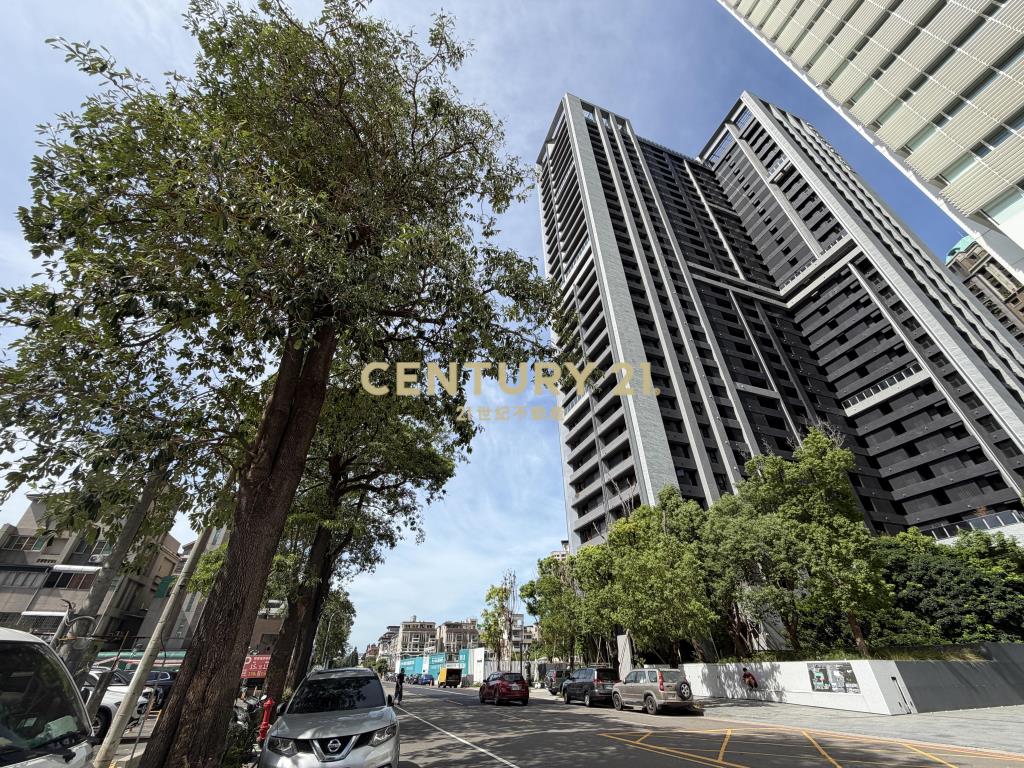 獨家❤️美裝潢『市政1號院』兩房車位最俗