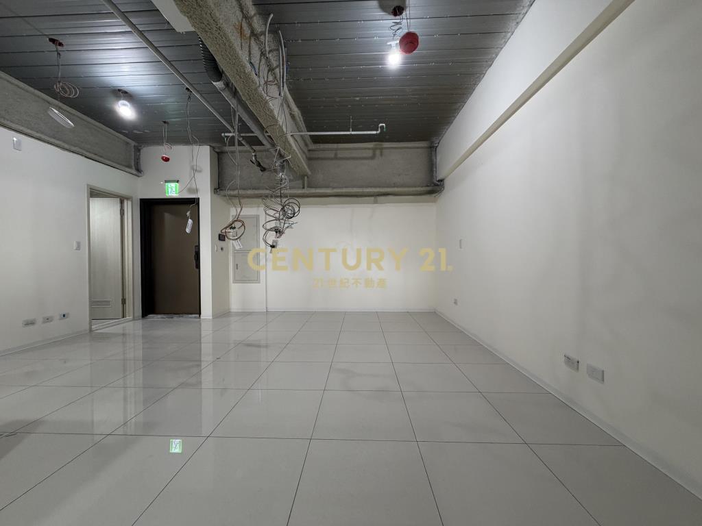 降價‼️大露台『市政1號院』住商兩用車位