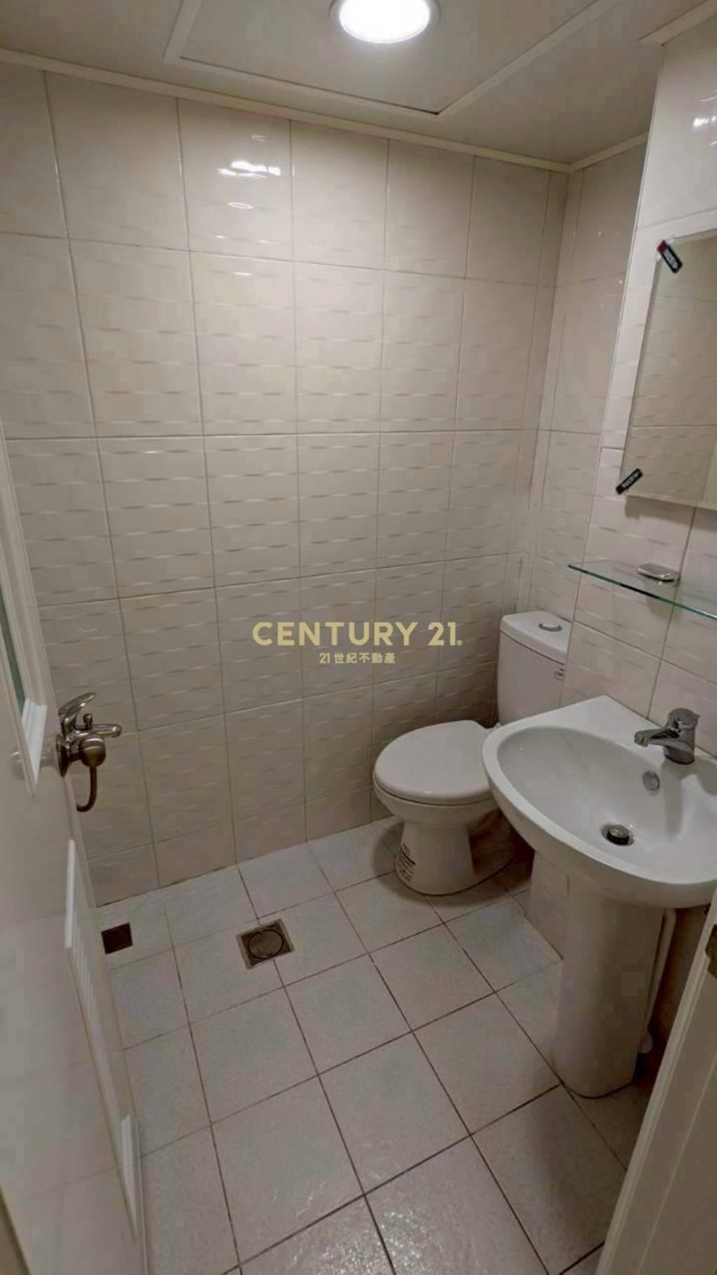 五權車站居誼大樓收租套房