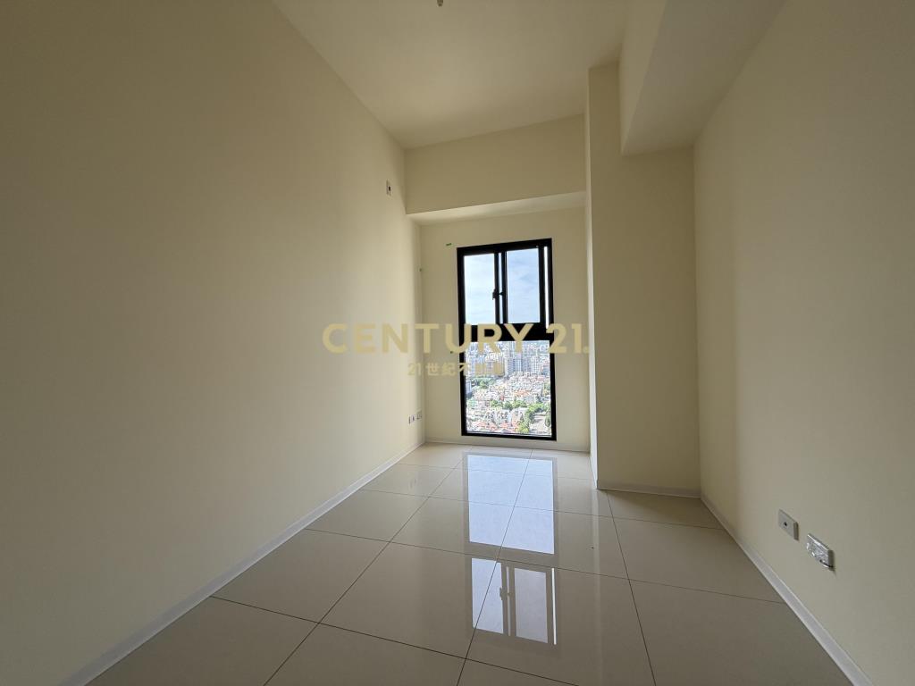 專任‼️『市政1號院』朝南兩房衛浴開窗