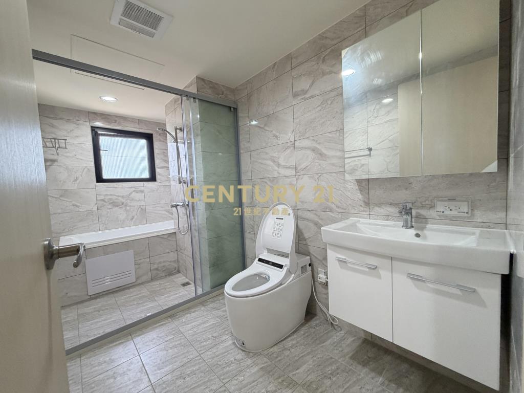 專任‼️『市政1號院』朝南兩房衛浴開窗