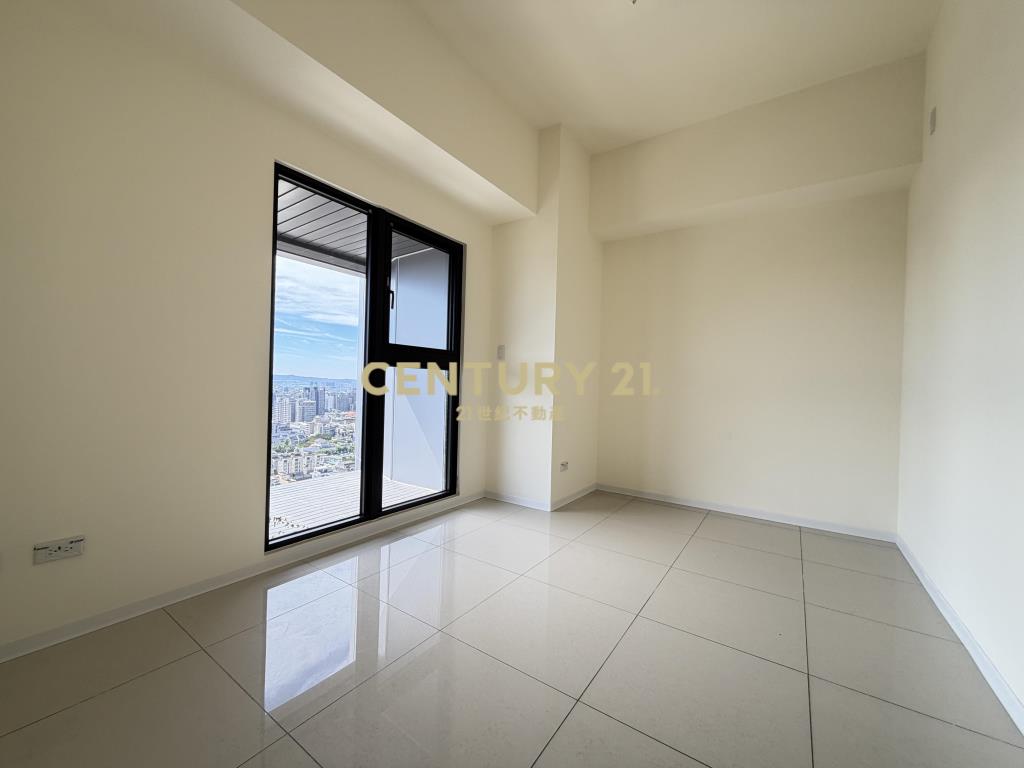 專任‼️『市政1號院』朝南兩房衛浴開窗