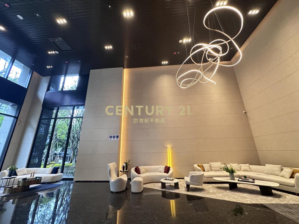 專任‼️『市政1號院』朝南兩房衛浴開窗