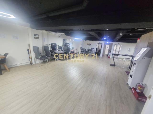 西區教育大學美術館旁華廈