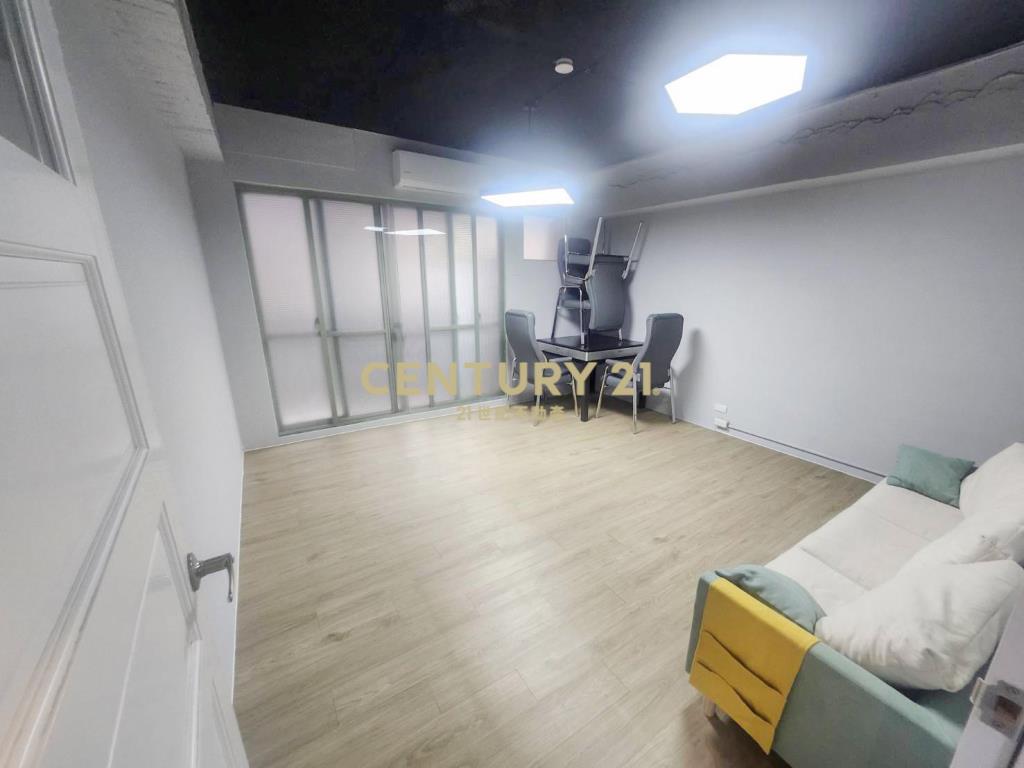 西區教育大學美術館旁華廈