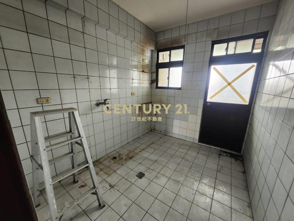 北區育仁國小旁三房+平車