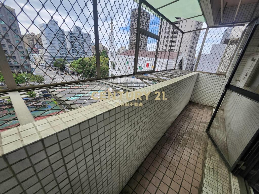 北區育仁國小旁三房+平車