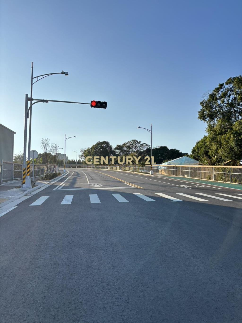 南屯區正20米華南路上