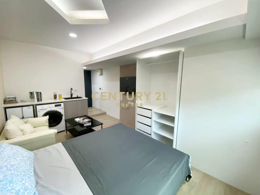 柳陽東街超商店面+13套房