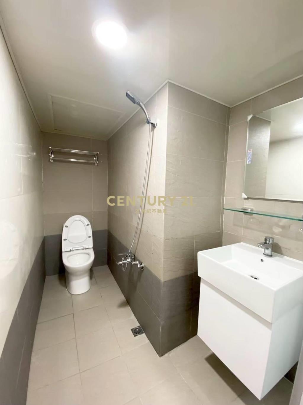 柳陽東街超商店面+13套房