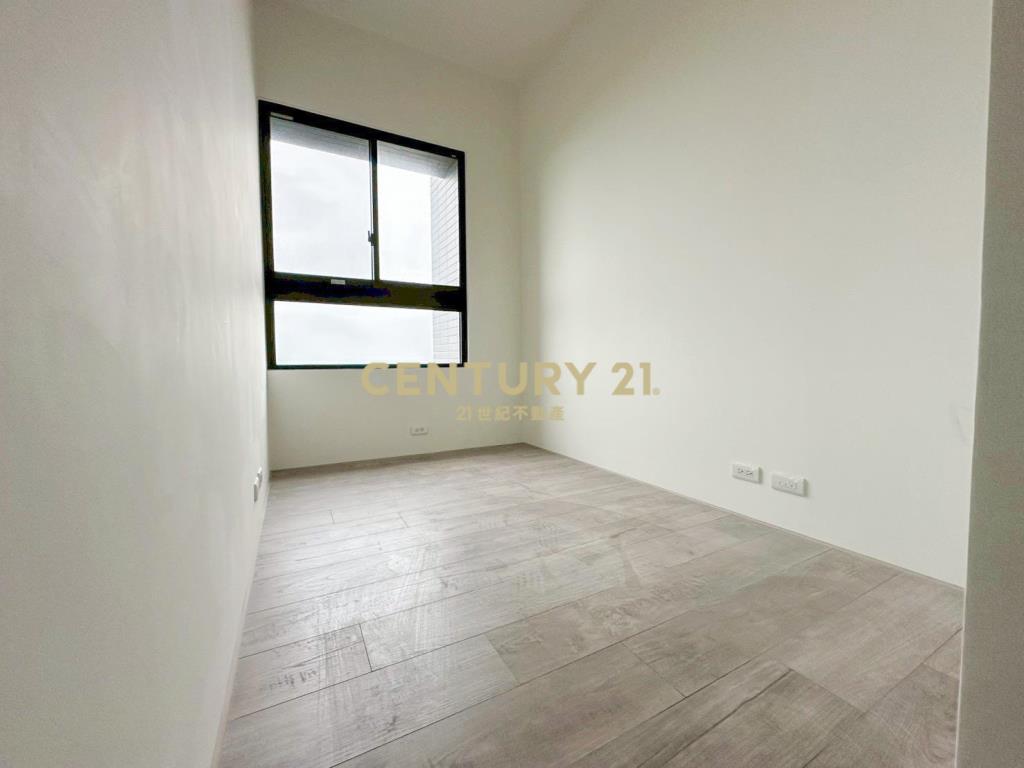 中科精密園區允將青曦三房雙平車