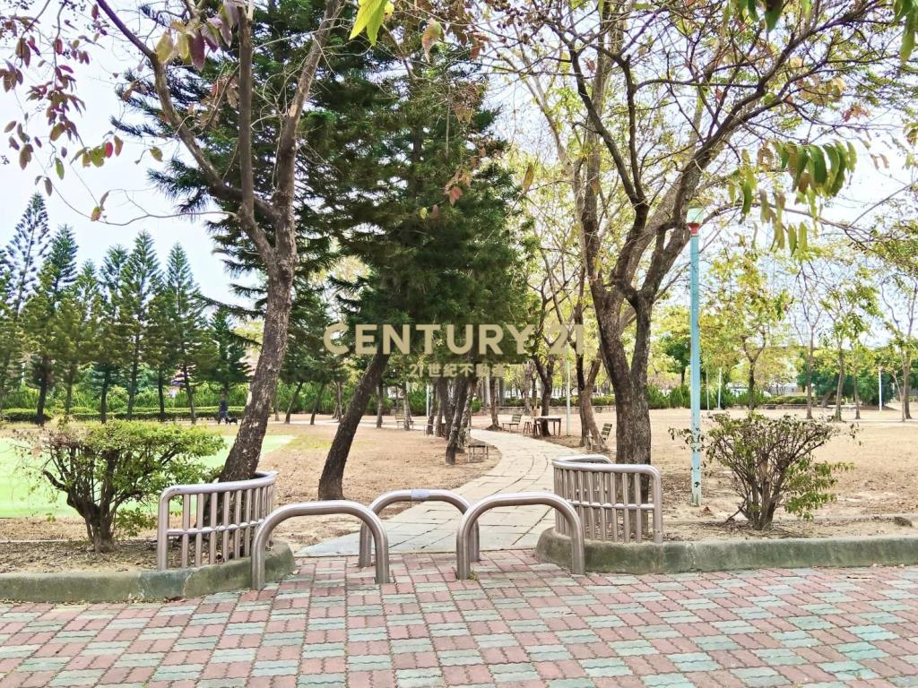 近高鐵烏日站建地