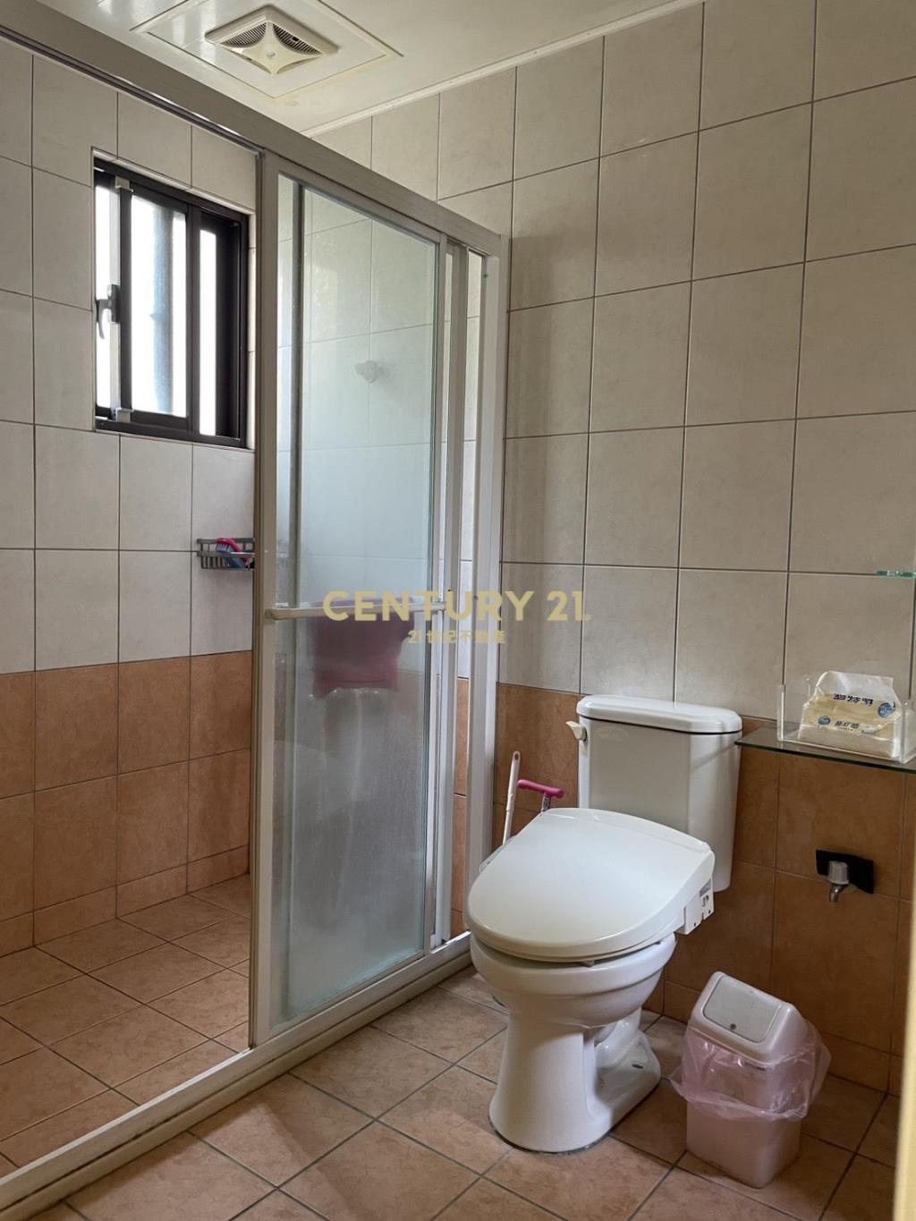 八期向心南路旁尊貴大別墅