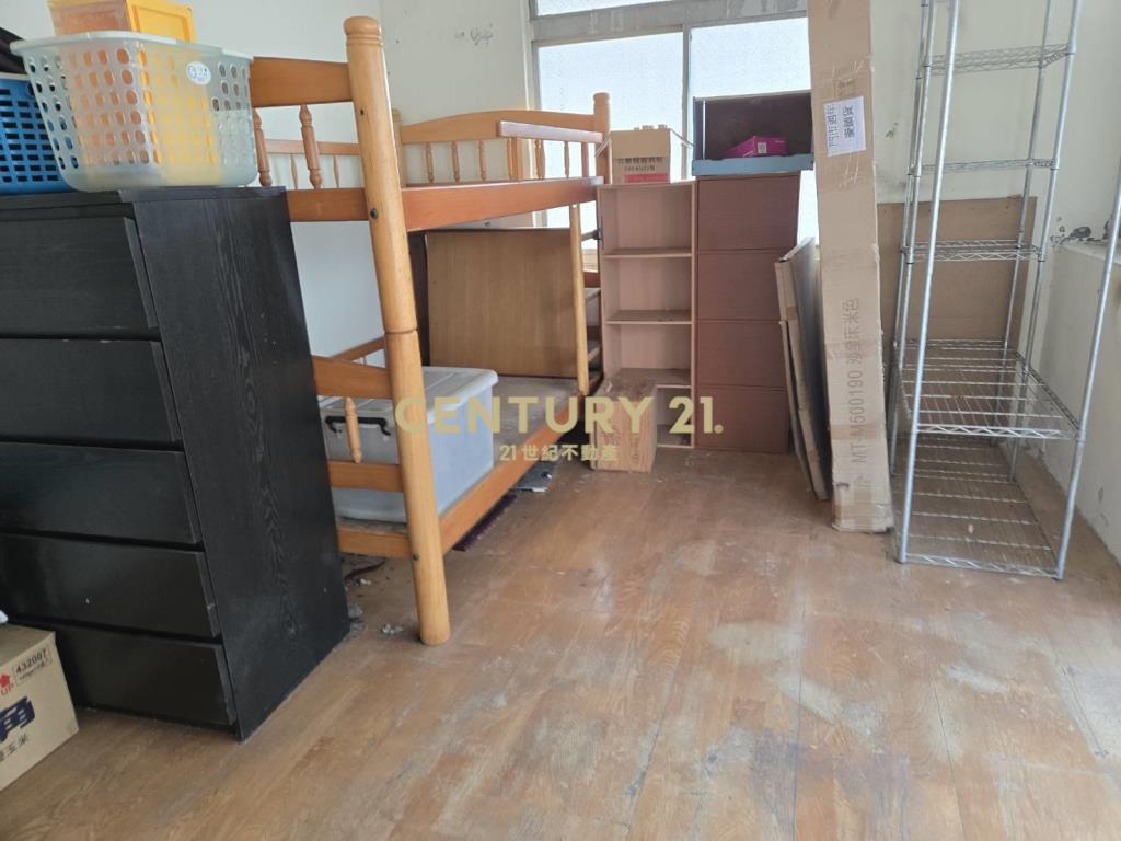 文華高中三房公寓