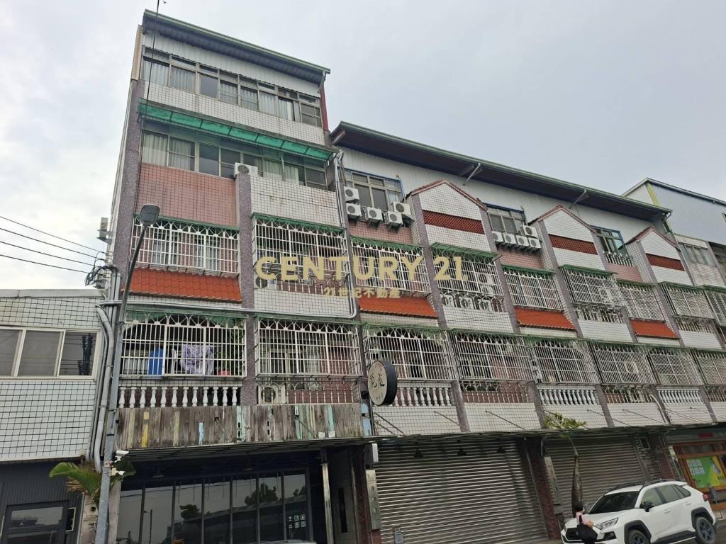 埔里大面寬三間店面+40間套房