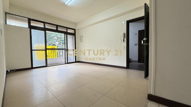 秒殺案件!!低總價正三房美寓