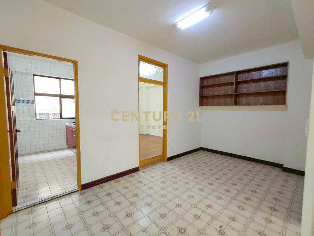 秒殺案件!!低總價正三房美寓