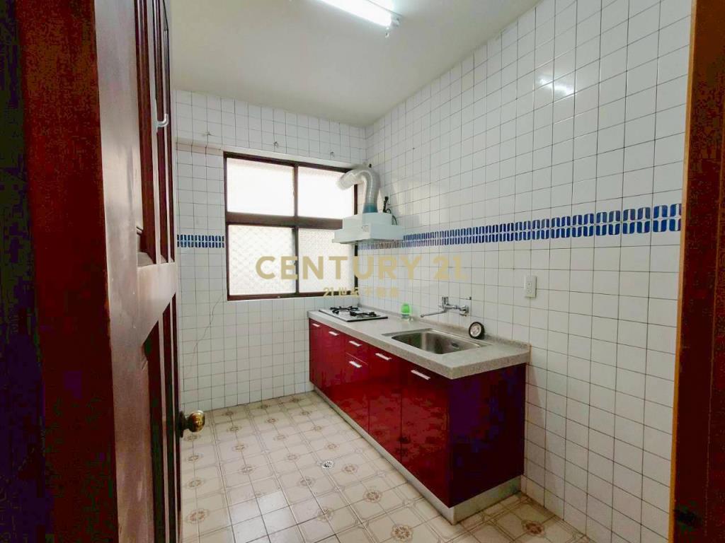 秒殺案件!!低總價正三房美寓