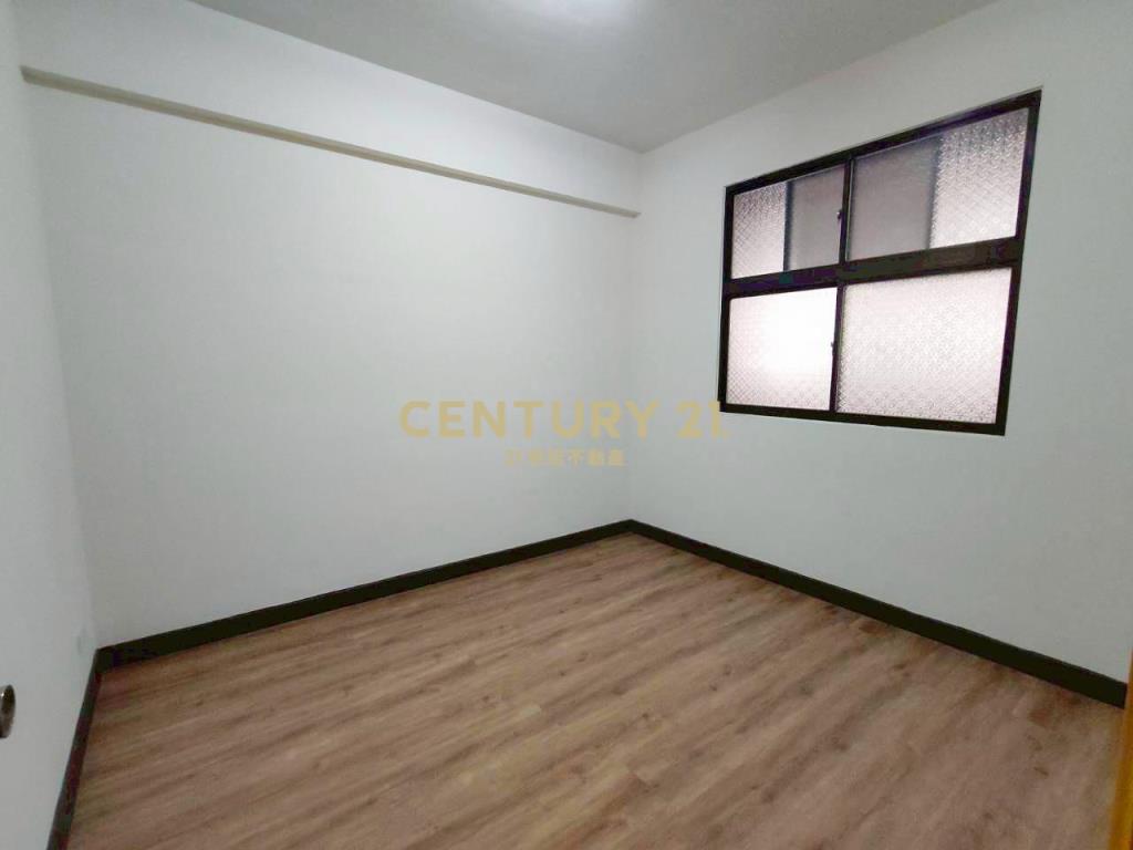 秒殺案件!!低總價正三房美寓