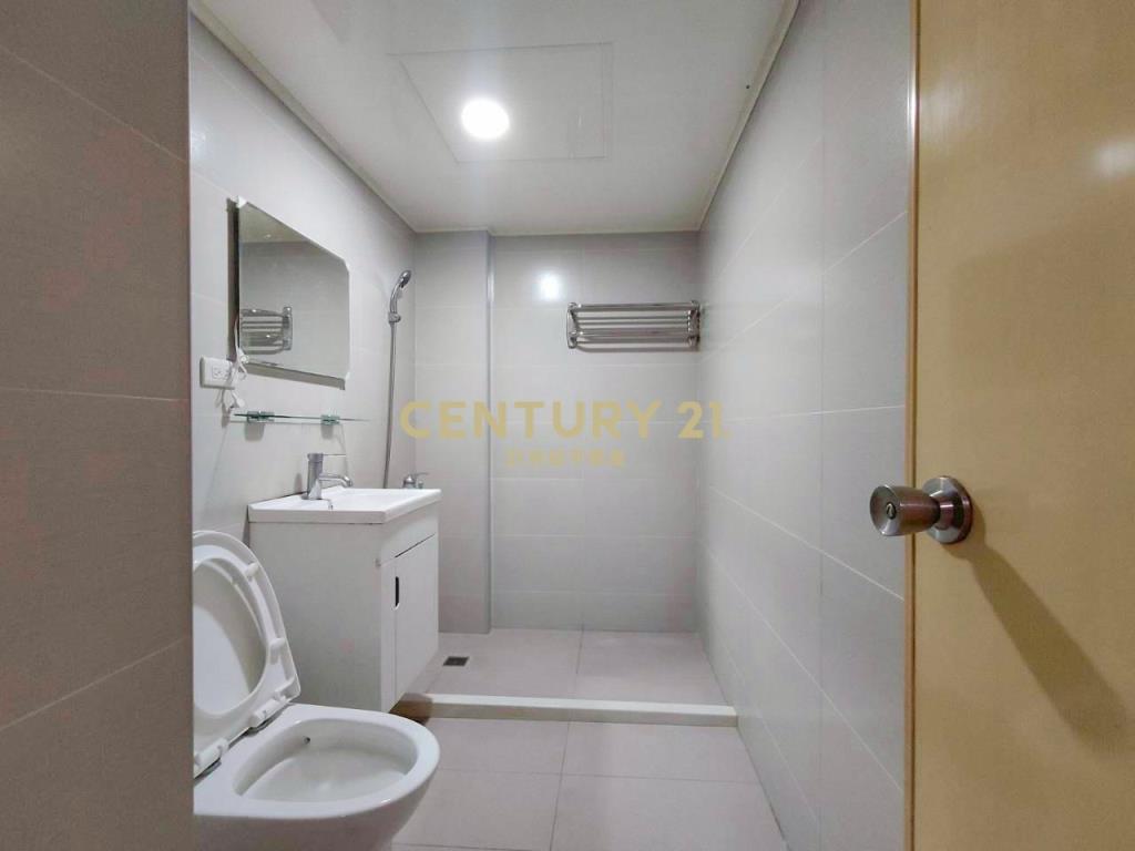 秒殺案件!!低總價正三房美寓