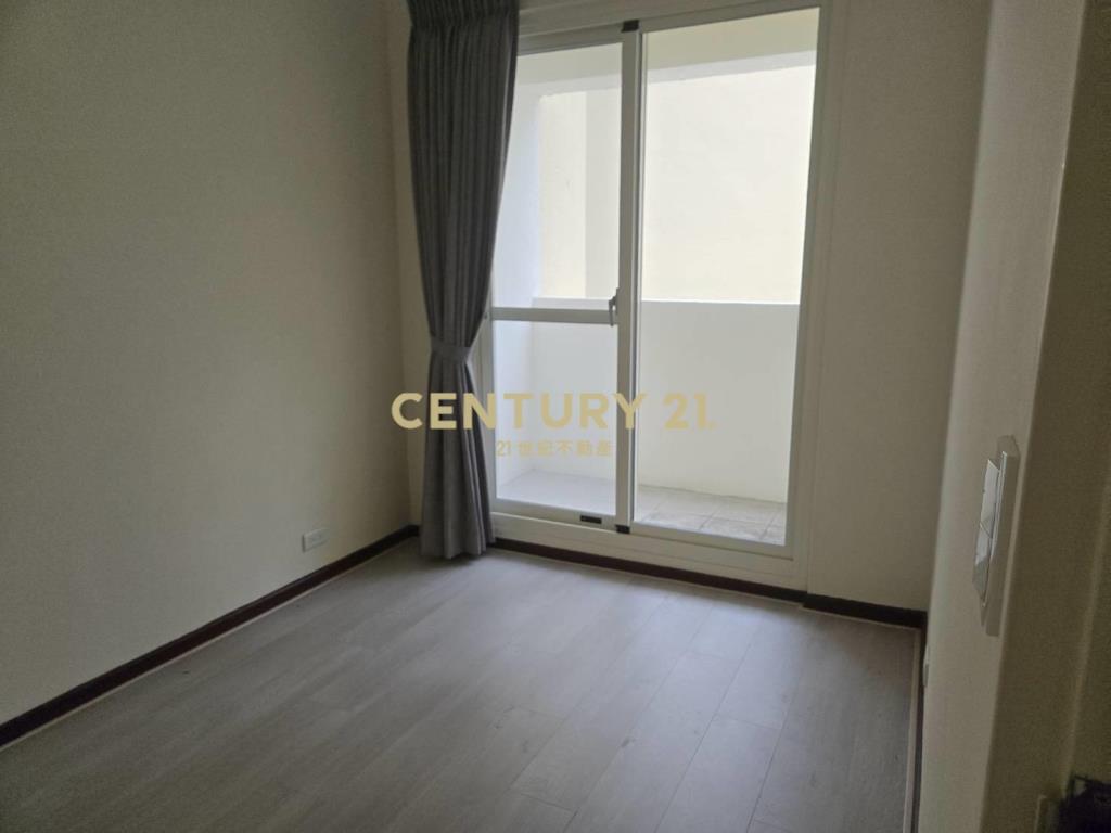 文昌東七街全新整理邊間別墅