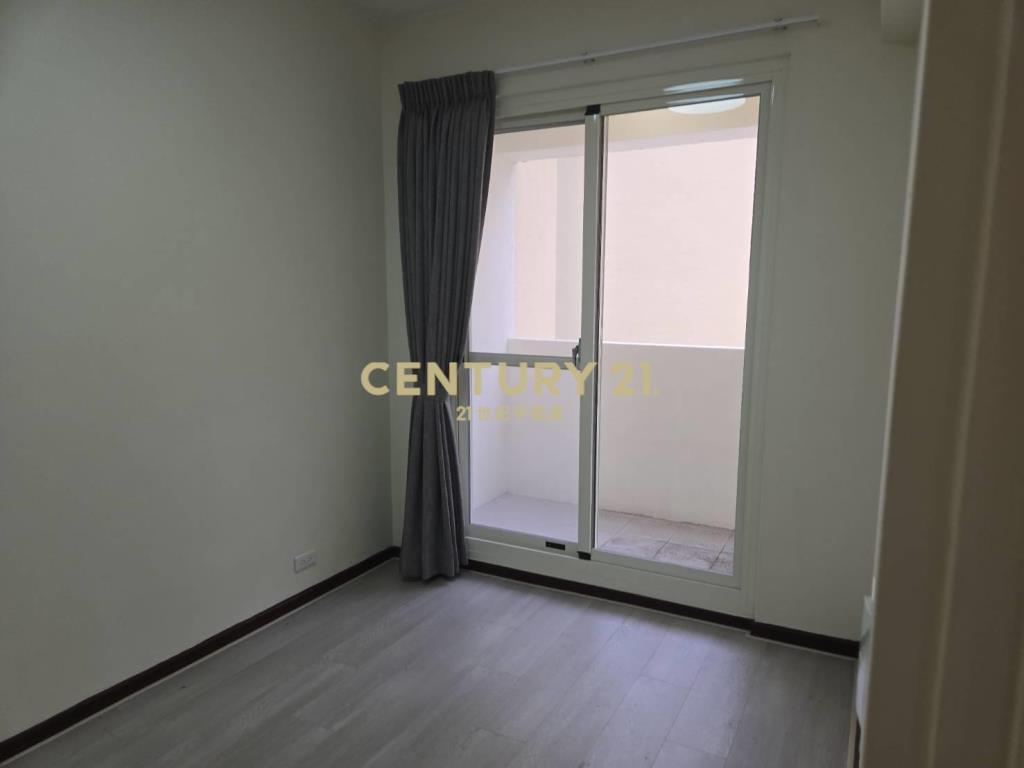 文昌東七街全新整理邊間別墅