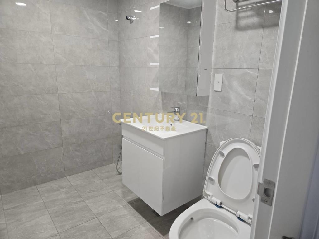 文昌東七街全新整理邊間別墅