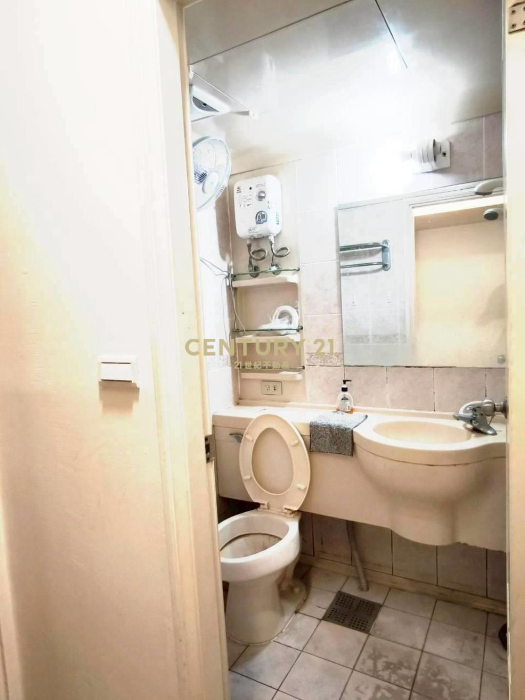 中友.一中.中醫商圈溫馨套房