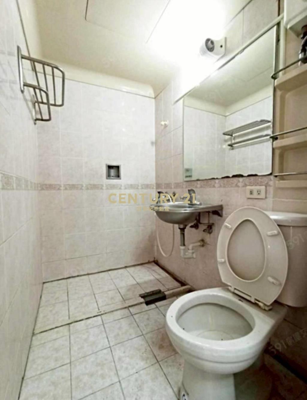 中友一中中醫商圈邊間辦公室