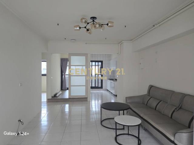 三民西路美村商圈三房華廈