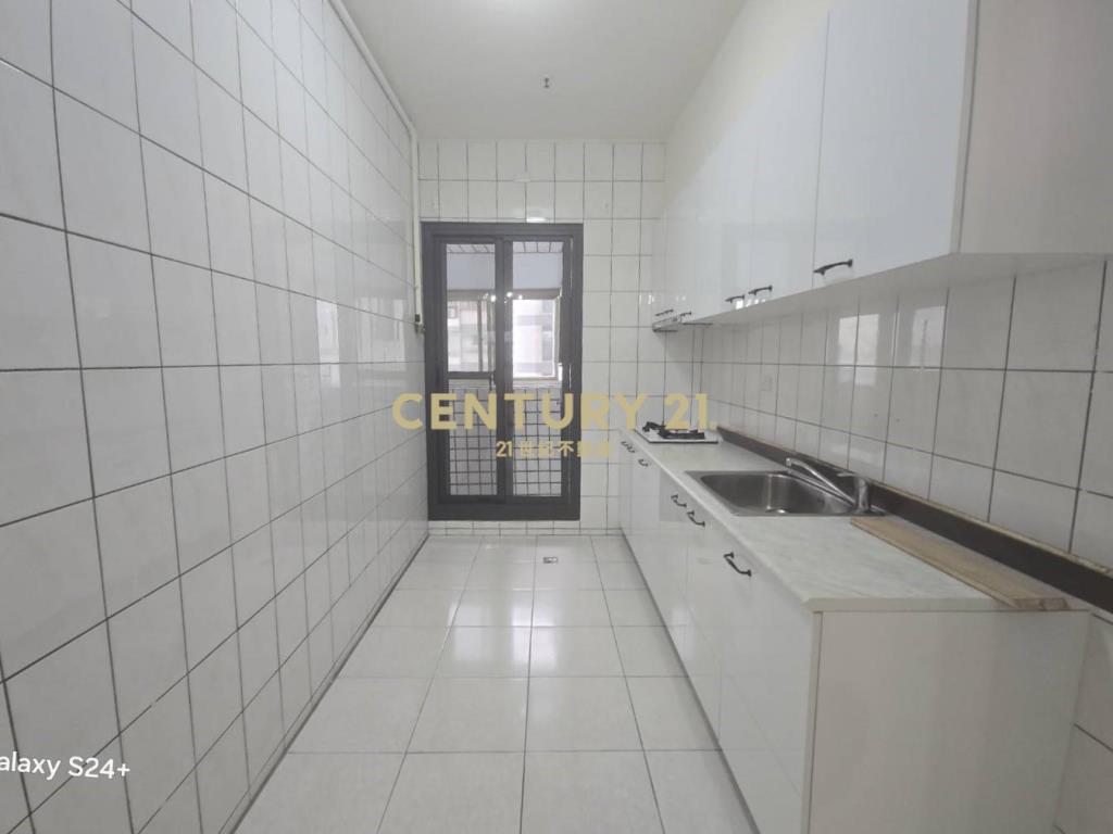 三民西路美村商圈三房華廈