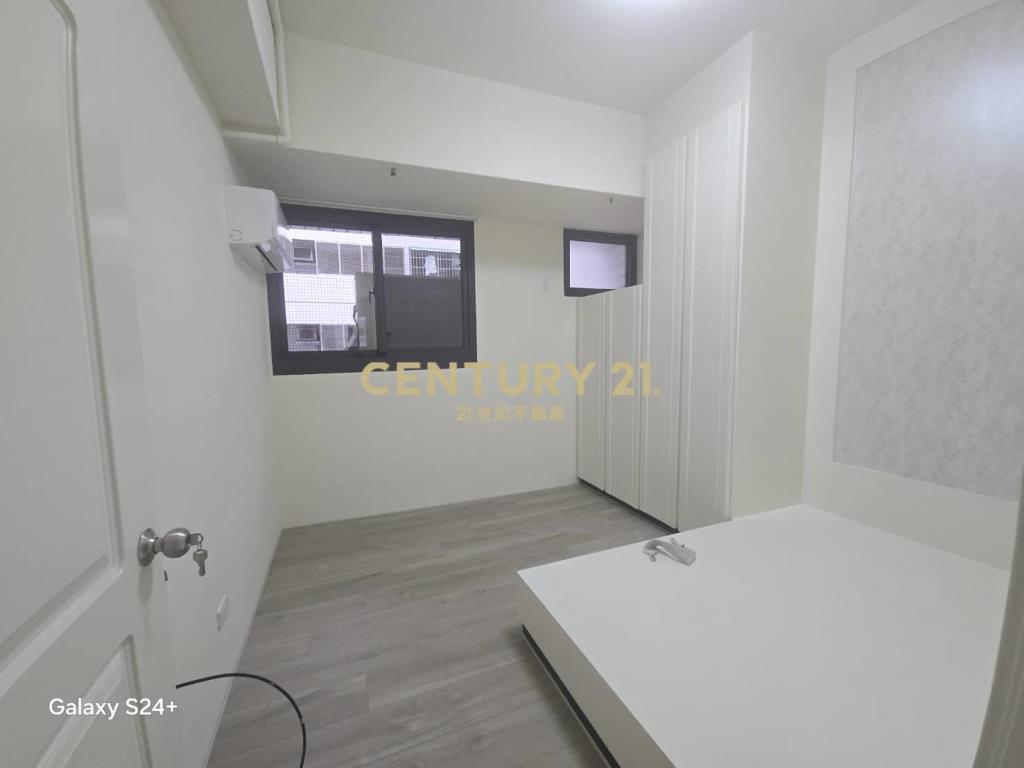 三民西路美村商圈三房華廈