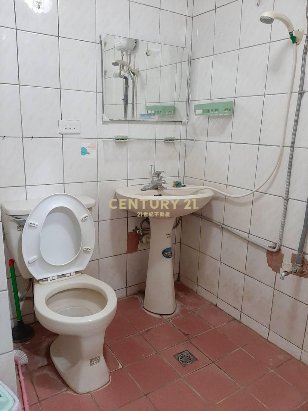 草悟道向上路商圈大套房