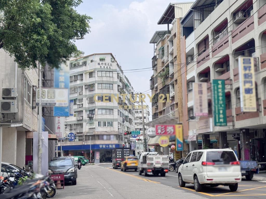 大連路透天店面