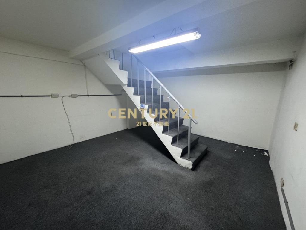 大連路透天店面