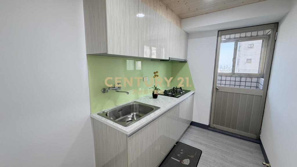 瑞聯B區全新整理大四房+平位面車位