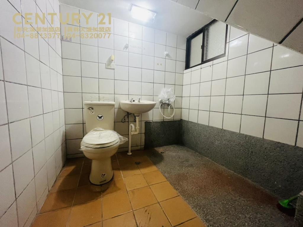 田尾南鎮國小車庫透天