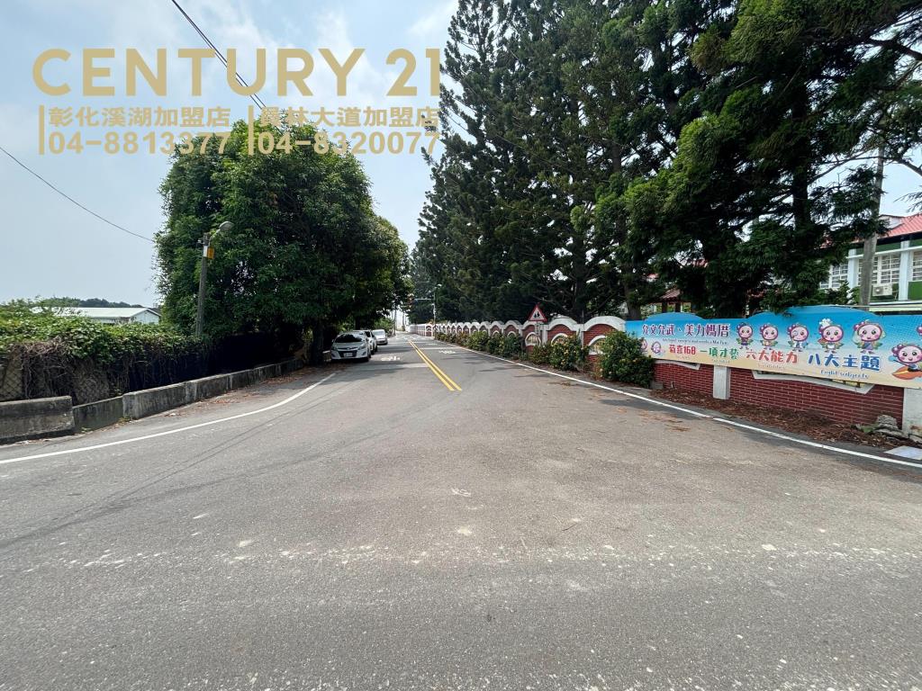 溪湖媽厝國小旁都計田