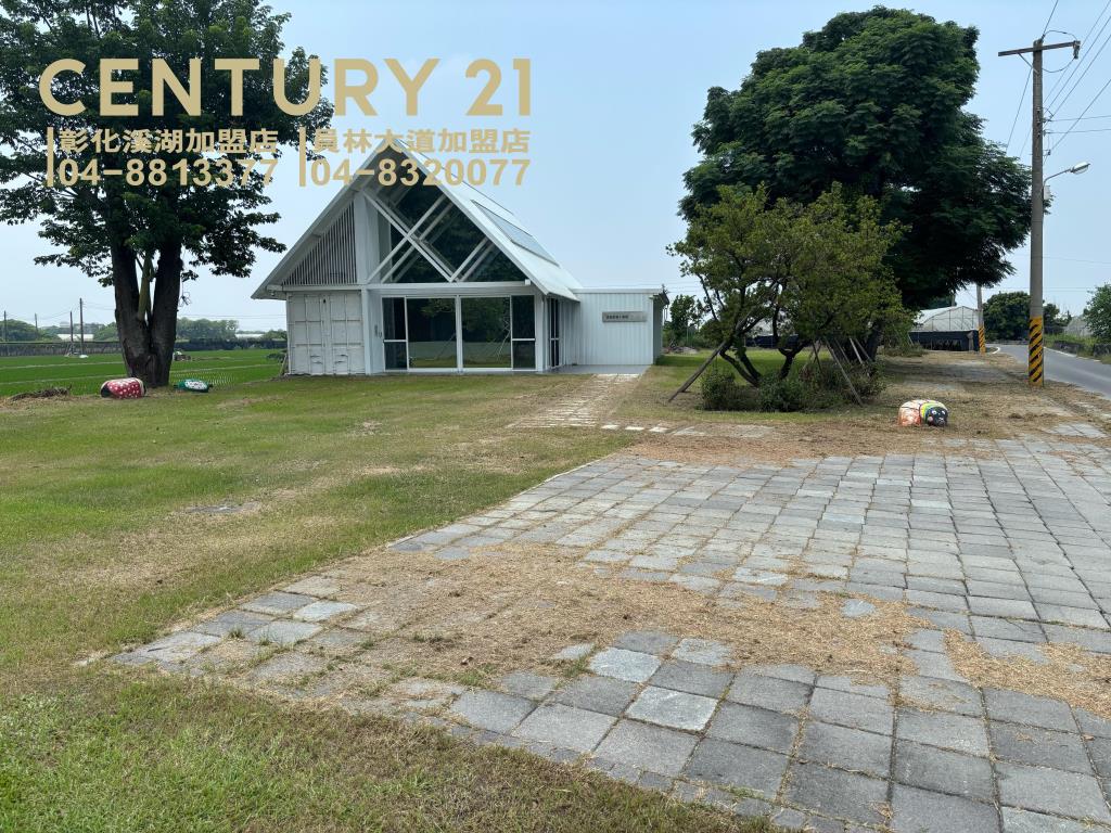 溪湖媽厝國小旁都計田