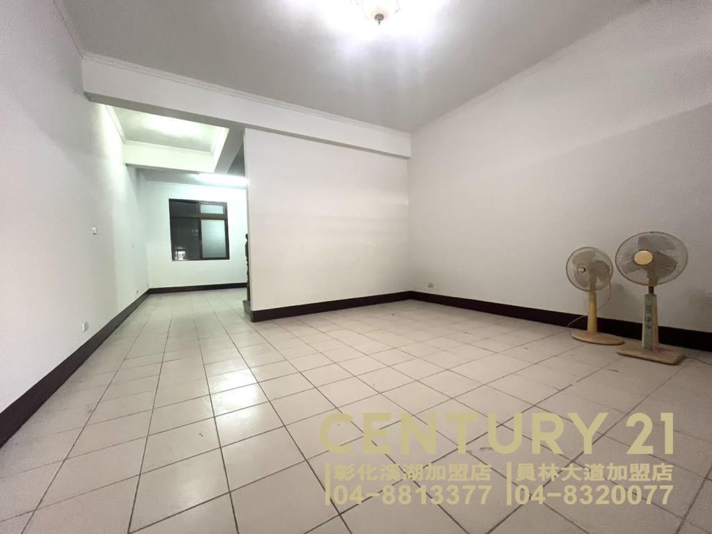 花壇文德宮旁車庫透天